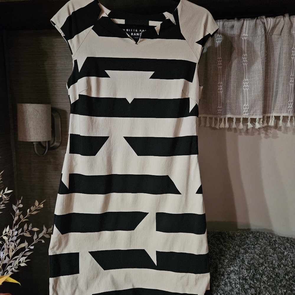 BITTE KAI RAND 1981  Black and Cream dress Large